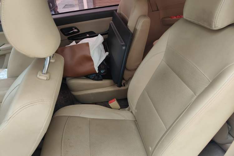 Used Wuling Hongguang 2016 1.5L S1 Deluxe Model China V-standard Left Rear Seat