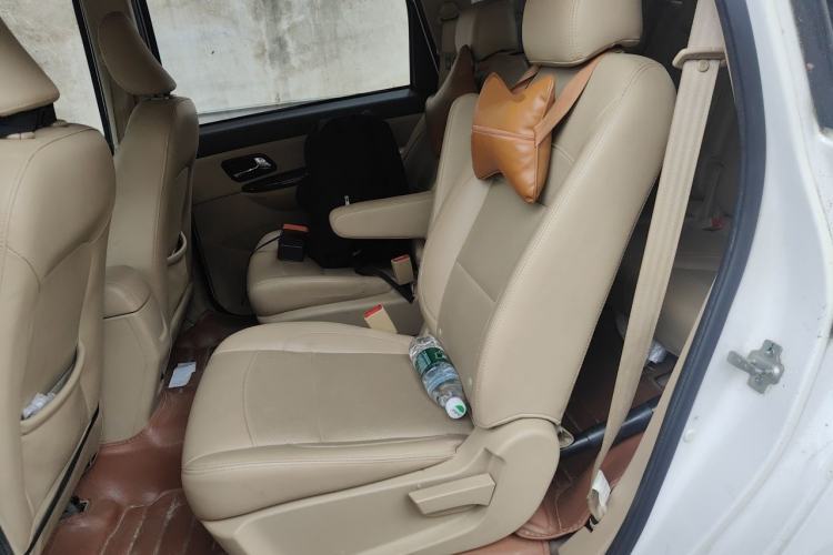 Used Wuling Hongguang 2016 1.5L S1 Deluxe Model China V-standard Left Rear Seat