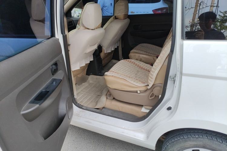 Used Wuling Hongguang 2016 1.5L S Comfort Version Left Rear Seat