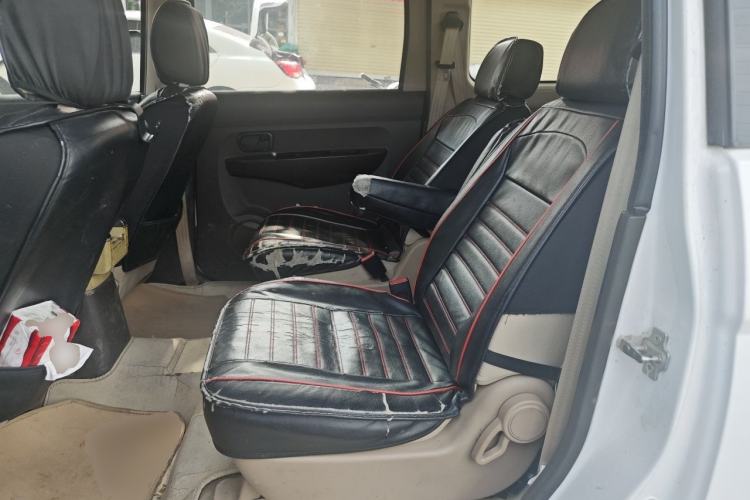 Used Wuling Hongguang 2016 1.5L Restyled S Comfort Version Left Rear Seat