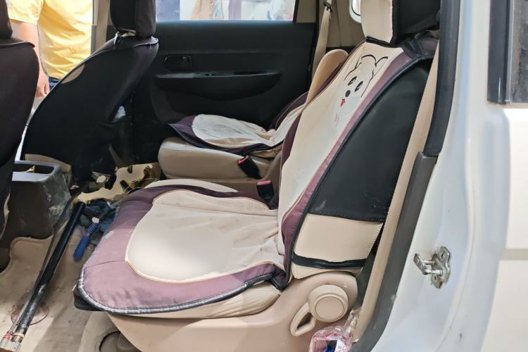 Used Wuling Hongguang 2016 1.5L Restyled S Comfort Version Left Rear Seat