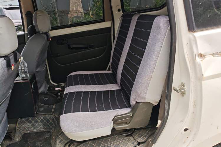 Used Wuling Hongguang 2016 1.5L Restyled S Comfort Version Left Rear Seat