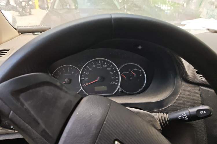 Used Wuling Hongguang 2016 1.5L Restyled S Comfort Version Odometer Close Up