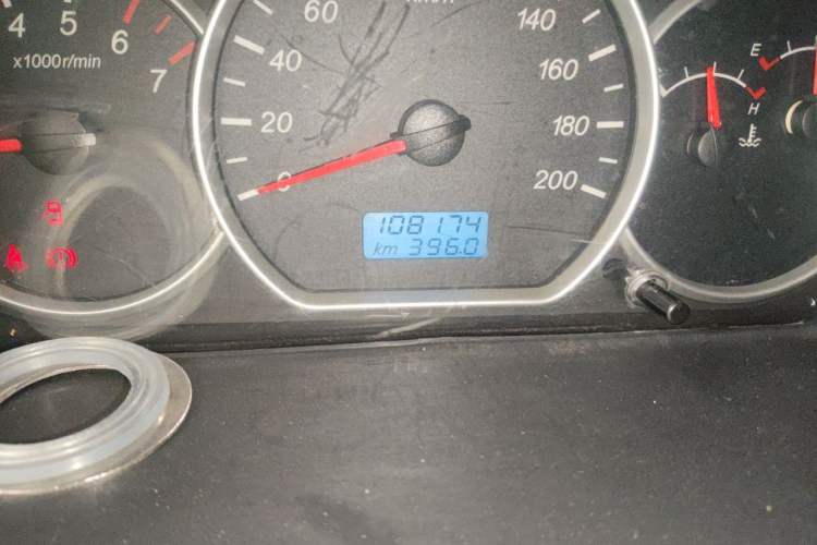 Used Wuling Hongguang 2016 1.5L Restyled S Comfort Version Odometer Close Up