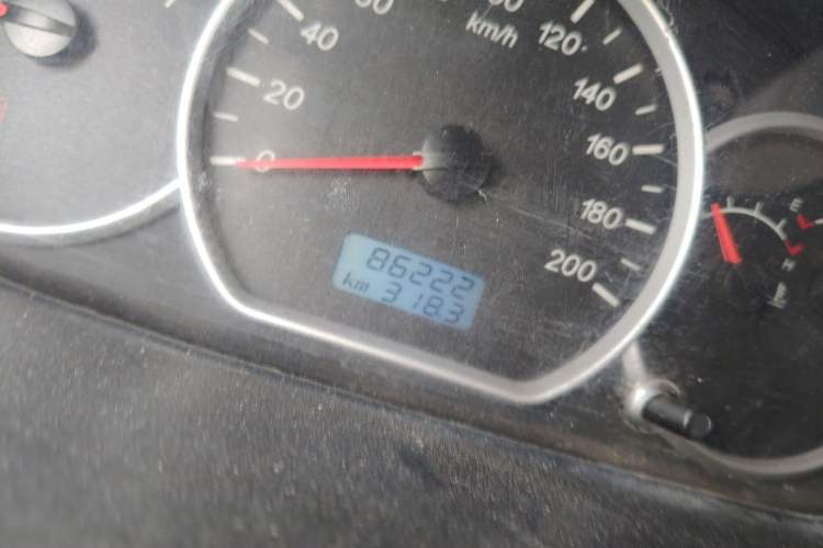 Used Wuling Hongguang 2016 1.5L S Comfort Version Odometer Close Up