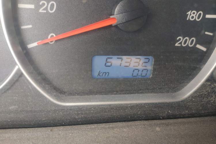 Used Wuling Hongguang 2016 1.5L S Comfort Version Odometer Close Up