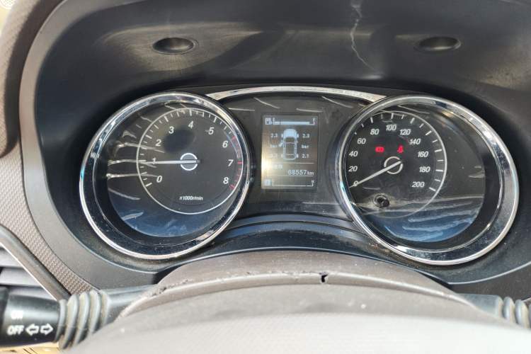 Used Wuling Hongguang 2016 1.5L S1 Deluxe Model China V-standard Odometer Close Up