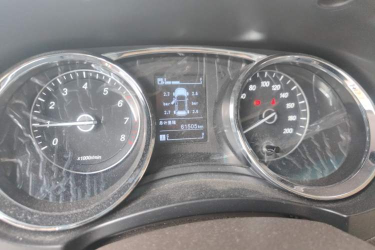 Used Wuling Hongguang 2016 1.5L S1 Deluxe Model China V-standard Odometer Close Up