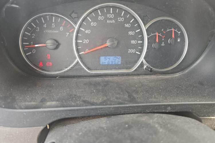 Used Wuling Hongguang 2016 1.5L Restyled S Comfort Version Odometer Close Up