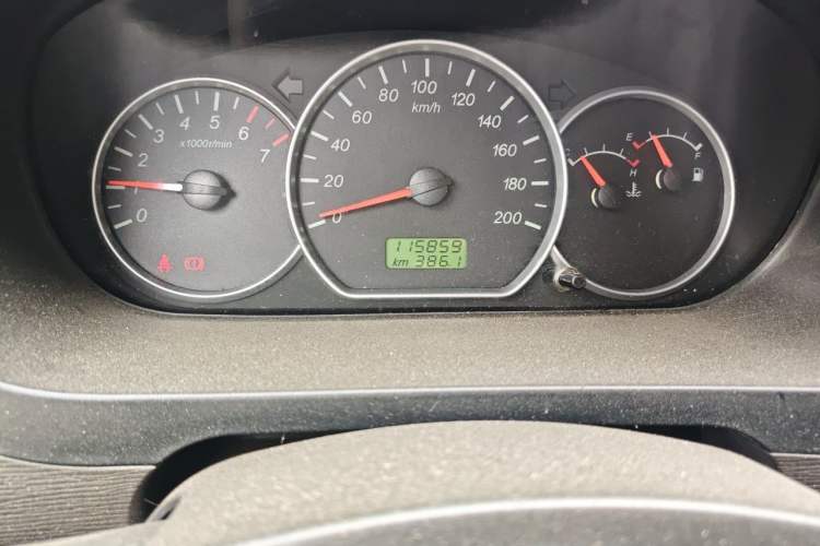 Used Wuling Hongguang 2016 1.5L Restyled S Comfort Version Odometer Close Up