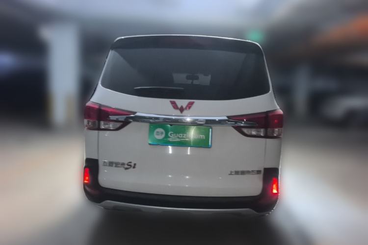 Used Wuling Hongguang 2016 1.5L S1 Deluxe Model China V-standard Rear