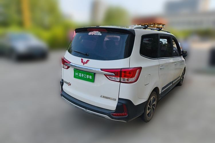 Used Wuling Hongguang 2016 1.5L S1 Deluxe Model China V-standard Rear Right 45 Deg