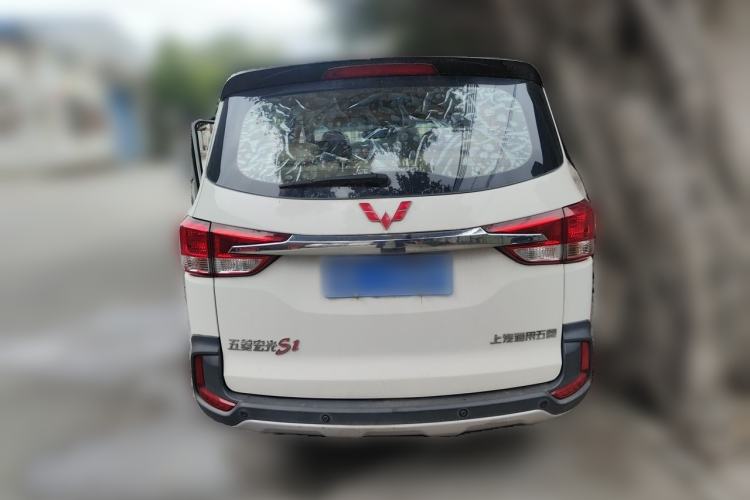 Used Wuling Hongguang 2016 1.5L S1 Deluxe Model China V-standard Rear