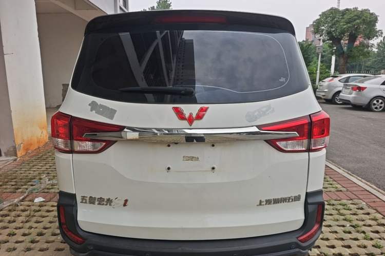 Used Wuling Hongguang 2016 1.5L S1 Deluxe Model China V-standard Rear