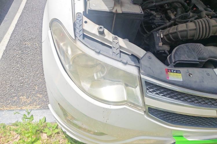 Used Wuling Hongguang 2016 1.5L S Comfort Version Right Front Headlight
