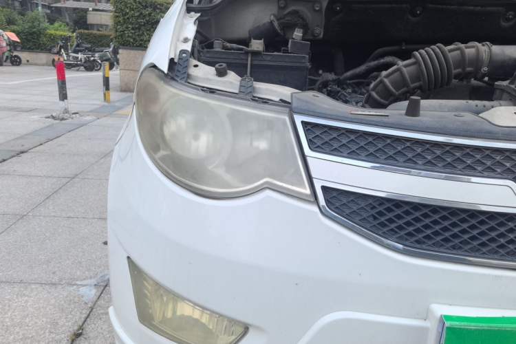 Used Wuling Hongguang 2016 1.5L Restyled S Comfort Version Right Front Headlight