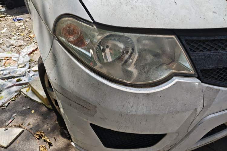 Used Wuling Hongguang 2016 1.5L Restyled S Comfort Version Right Front Headlight