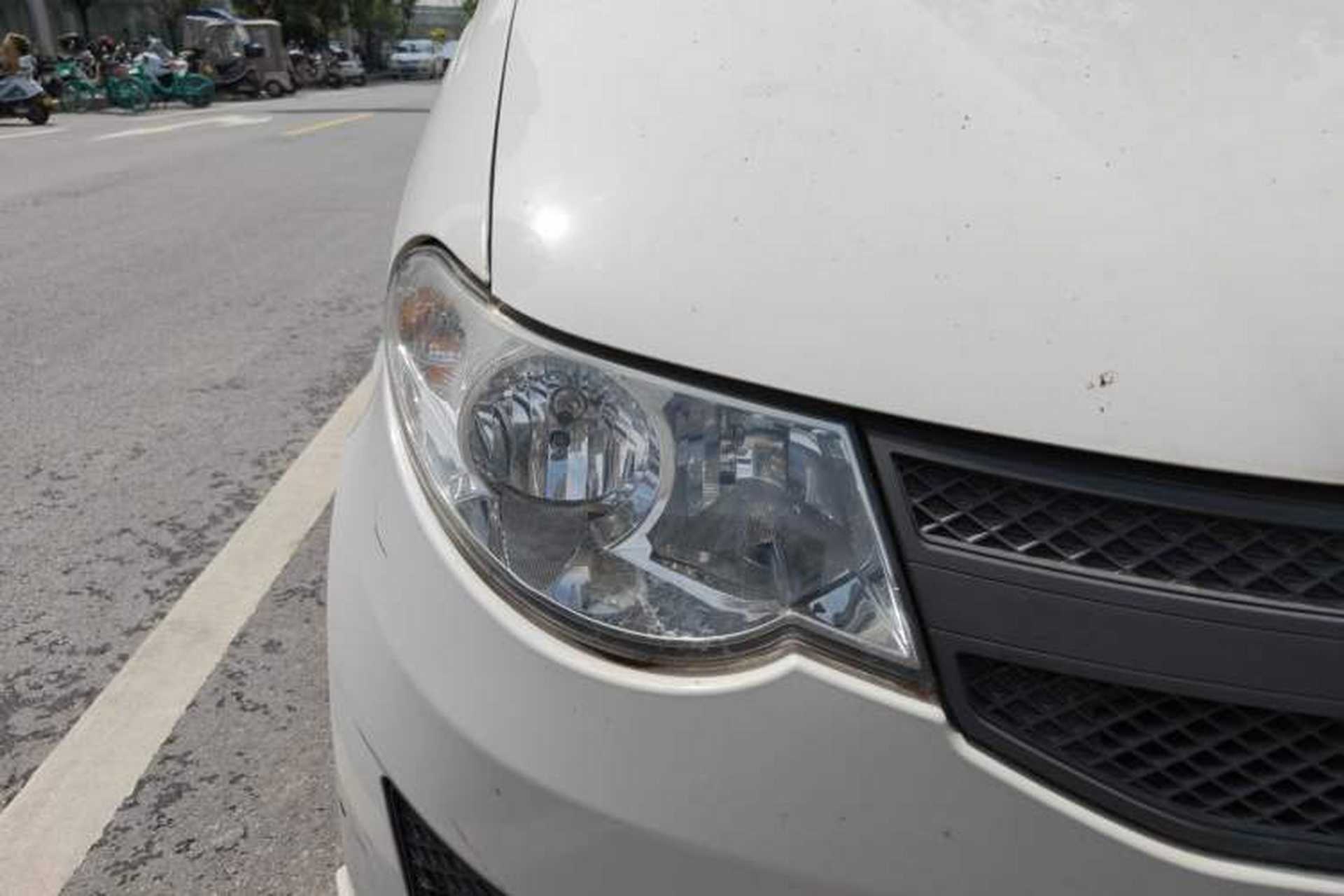 Used Wuling Hongguang 2016 1.5L Restyled S Comfort Version Right Front Headlight