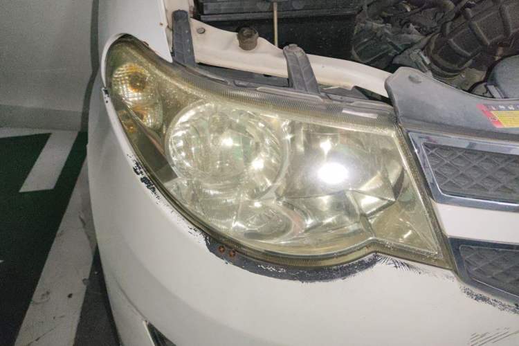 Used Wuling Hongguang 2016 1.5L Restyled S Comfort Version Right Front Headlight