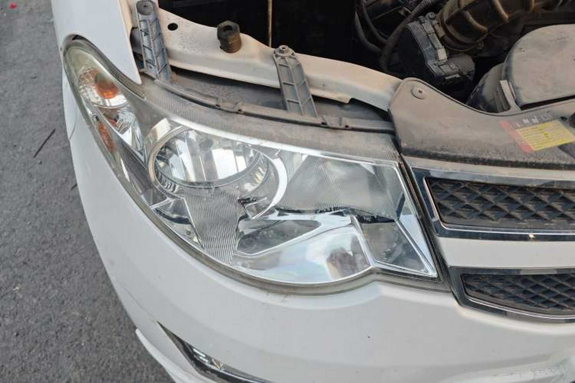 Used Wuling Hongguang 2016 1.5L Restyled S Comfort Version Right Front Headlight