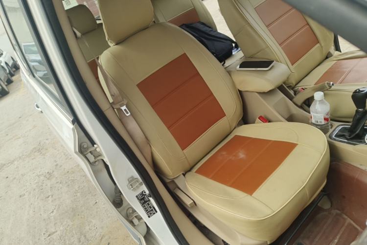 Used Wuling Hongguang 2016 1.5L S1 Deluxe Model China V-standard Right Front Seat