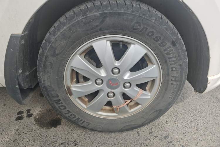 Used Wuling Hongguang 2016 1.5L Restyled S Comfort Version Right Front Wheel Hub