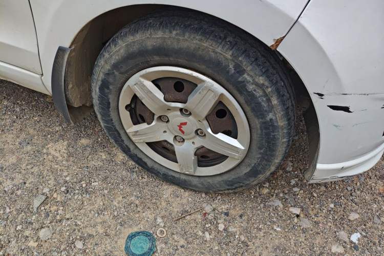 Used Wuling Hongguang 2016 1.5L Restyled S Comfort Version Right Front Wheel Hub
