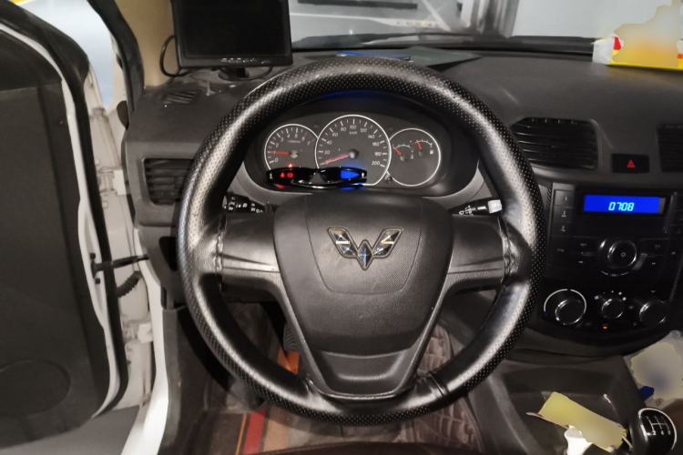 Used Wuling Hongguang 2016 1.5L Restyled S Comfort Version Steering Wheel