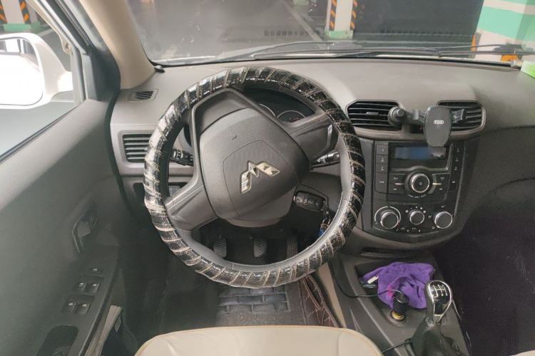 Used Wuling Hongguang 2016 1.5L Restyled S Comfort Version Steering Wheel