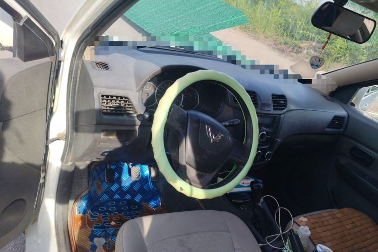 Used Wuling Hongguang 2016 1.5L S Comfort Version Steering Wheel