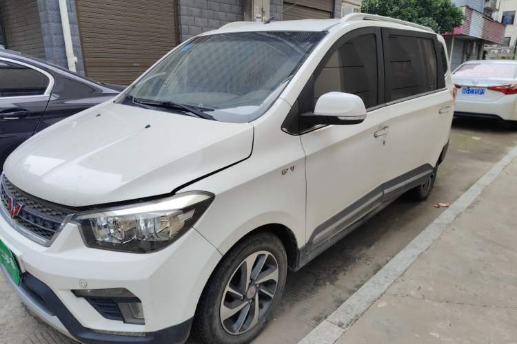 Used Wuling Hongguang 2016 1.5L S1 Deluxe Model China V-standard Guazi used car, China used car export, Used car for sale, Used cars, Cheapest cars for sale