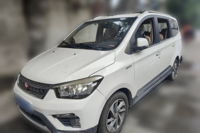 Used Wuling Hongguang 2016 1.5L S1 Deluxe Model China V-standard