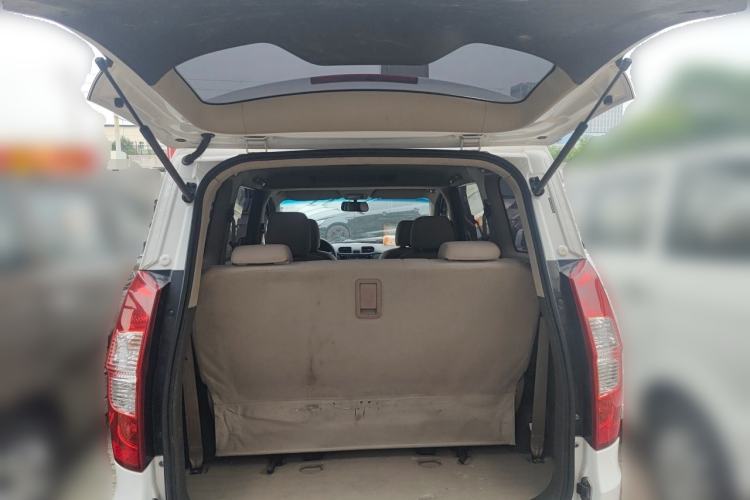 Used Wuling Hongguang 2016 1.5L S Comfort Version Trunk