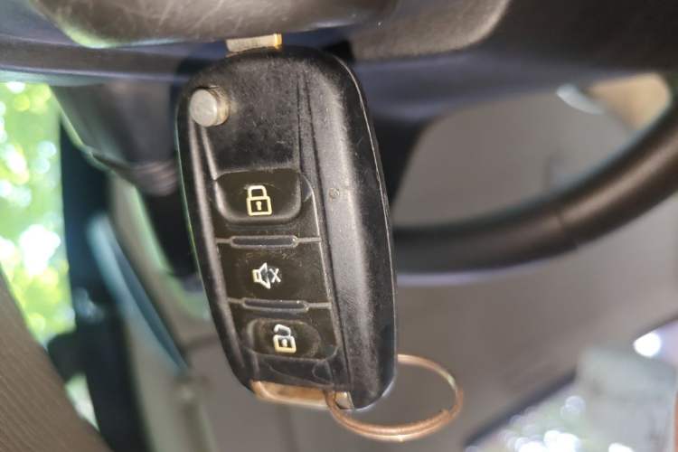 Used Wuling Hongguang 2016 1.5L S Comfort Version Vehicle Key