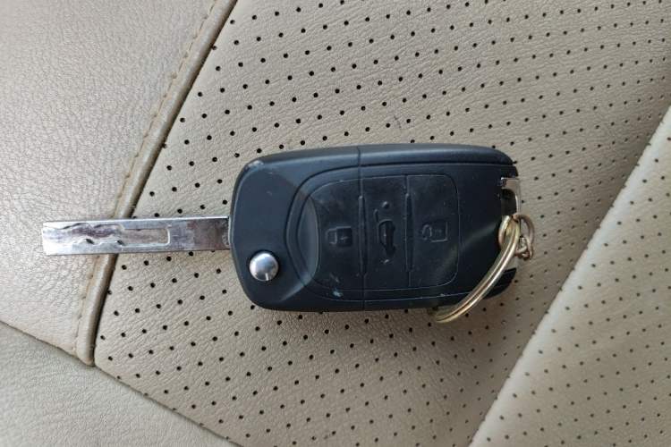 Used Wuling Hongguang 2016 1.5L S1 Deluxe Model China V-standard Vehicle Key