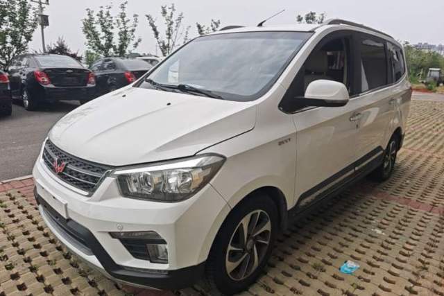 Used Wuling Hongguang 2016 1.5L S1 Deluxe Model China V-standard
