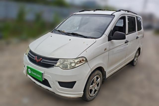 Ojetý Wuling Hongguang 2016 1.5L Restyled S Comfort Version