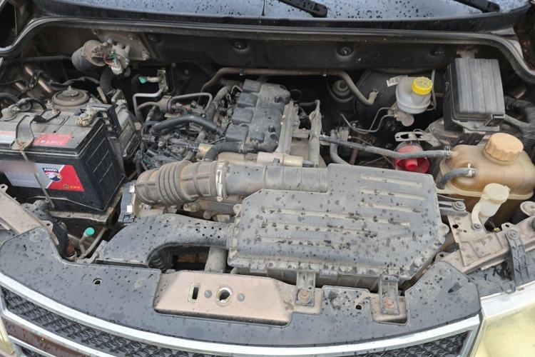 Used Wuling Hongguang 2016 1.5L Restyled S Comfort Version Engine Bay
