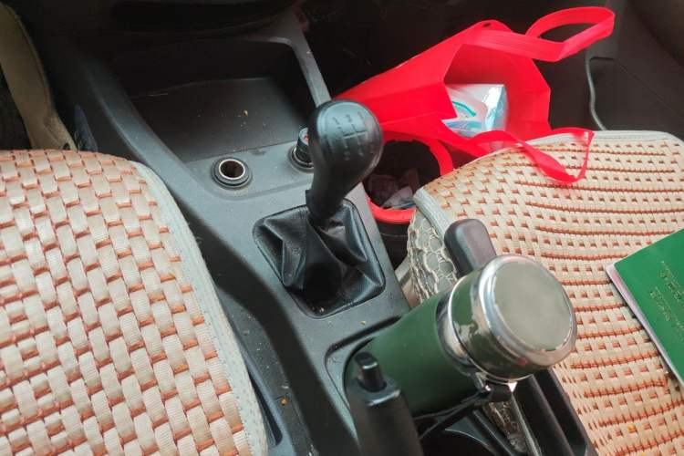 Used Wuling Hongguang 2016 1.5L S Comfort Version Gear Lever