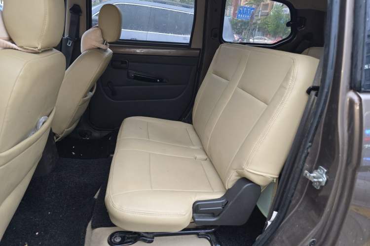 Used Wuling Hongguang 2016 1.5L Restyled S Comfort Version Left Rear Seat