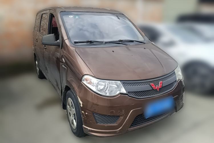 Used Wuling Hongguang  Front Right 45 Deg