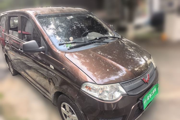 Used Wuling Hongguang  Front Right 45 Deg