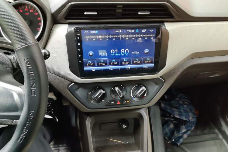 Used Wuling Hongguang 2018 1.5L S Standard Version L2B Audio And AC Panel