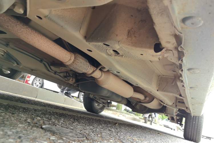Used Wuling Hongguang 2018 1.5L S Standard Version L2B Chassis Front Left