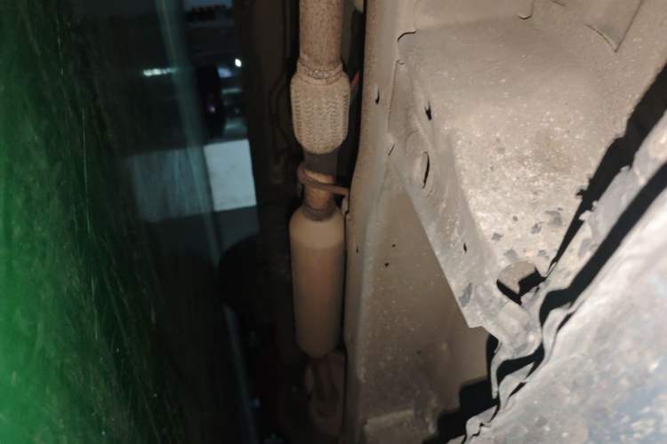 Used Wuling Hongguang 2018 1.5L S Comfort Model L2B Chassis Front Left