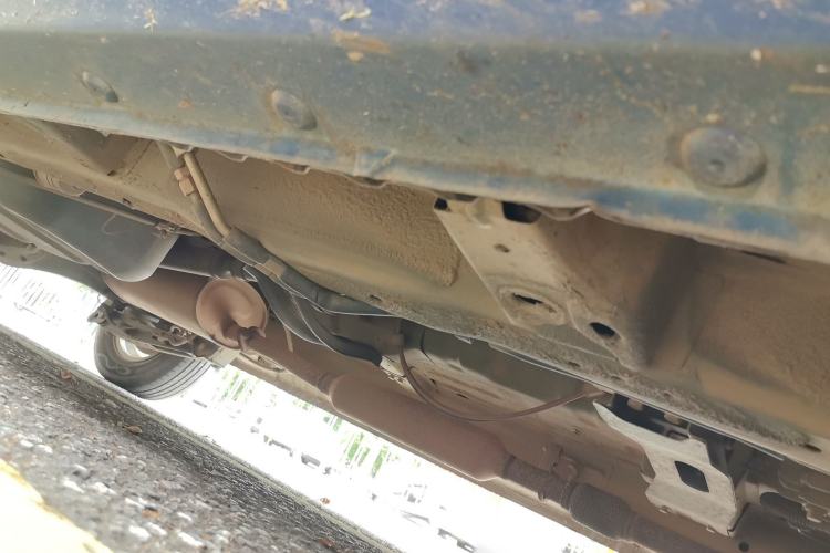 Used Wuling Hongguang 2018 1.5L S Standard Version L2B Chassis Front Right