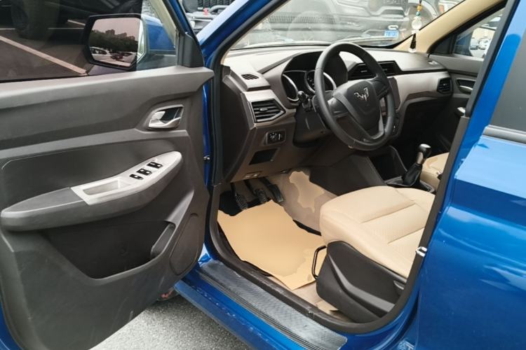 Used Wuling Hongguang 2018 1.5L S Comfort Model L2B Driver Seat