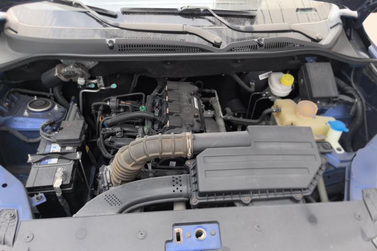 Used Wuling Hongguang 2018 1.5L S Standard Version L2B Engine Bay