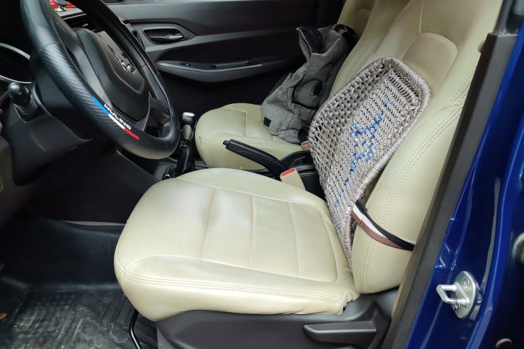 Used Wuling Hongguang 2018 1.5L S Standard Version L2B Left Front Seat