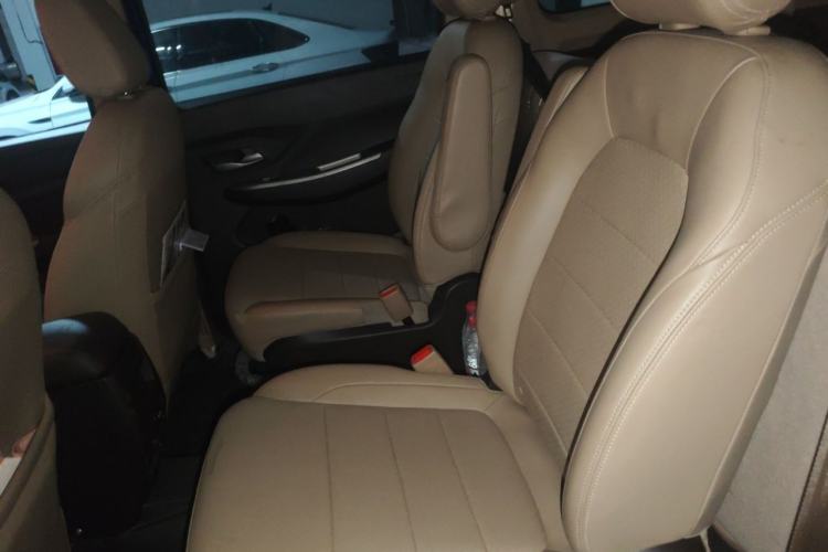 Used Wuling Hongguang 2018 1.5L S Comfort Model L2B Left Rear Seat